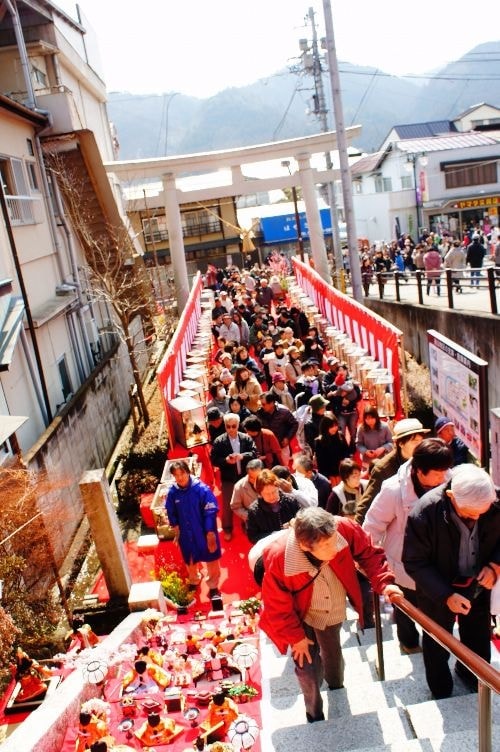 大子町 百段階段でひなまつり