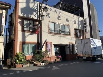 奥久慈大子・茨城。玉屋旅館。老舗旅館の奥久慈しゃも弁当。元祖・駅弁。